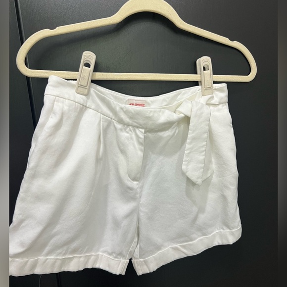 H&M White Women's Conscious Collection Shorts with side tie - Picture 2 of 7